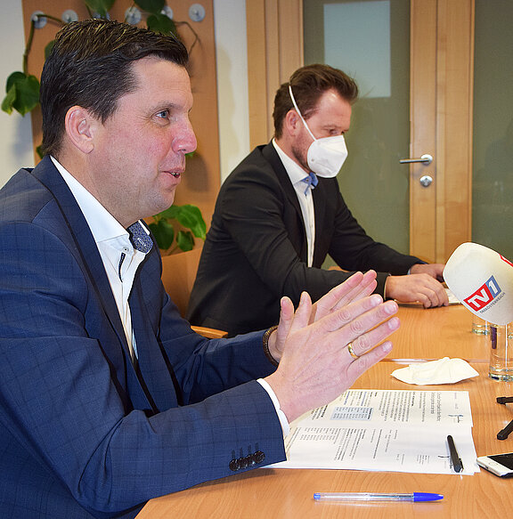 KrapfSchlair2_Statdtgemeinde_Gmunden.JPG  