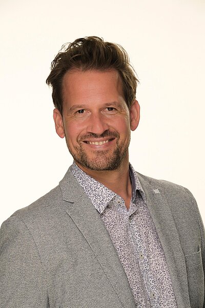 Wolfgang Schlair