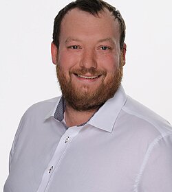 Stefan Seifert Stefan Seifert